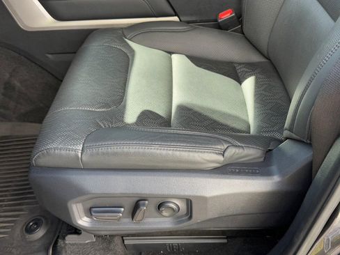 Used 2024 Toyota Tundra Limited image 25