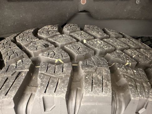 Used 2024 GMC Sierra 1500 AT4X image 13