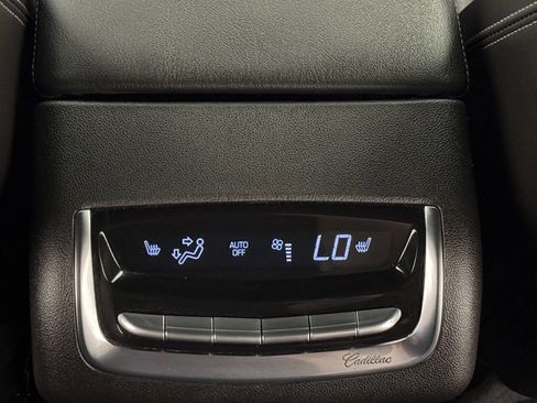 Used 2023 Cadillac XT6 Sport image 39