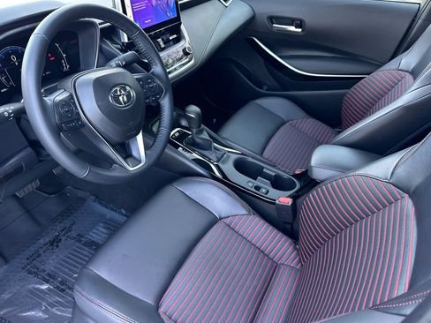 Used 2025 Toyota Corolla XSE image 11