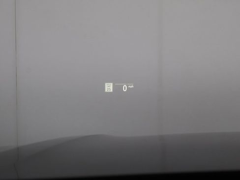 Used 2021 BMW 740i xDrive w/ Premium Package image 44