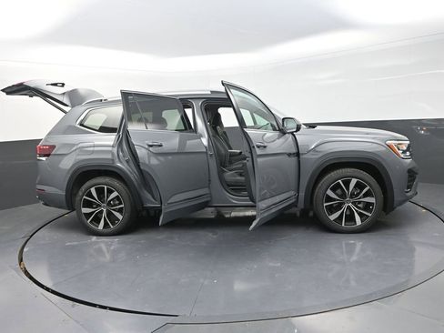 New 2026 Volkswagen Atlas SEL Premium R-Line AWD/4WD image 36