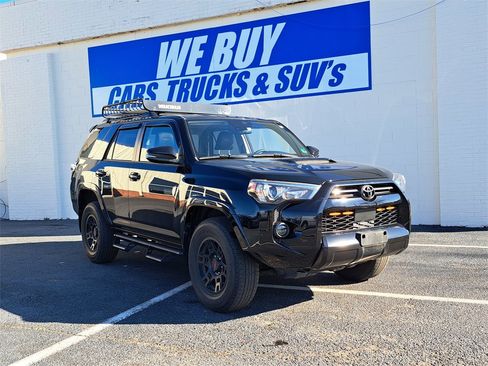Used 2021 Toyota 4Runner Venture image 1