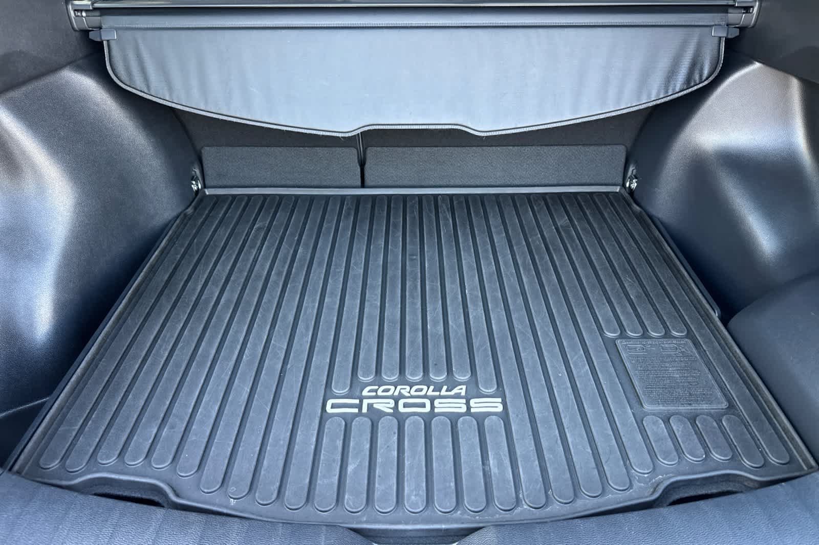 Certified 2024 Toyota Corolla Cross AWD Hybrid image 13