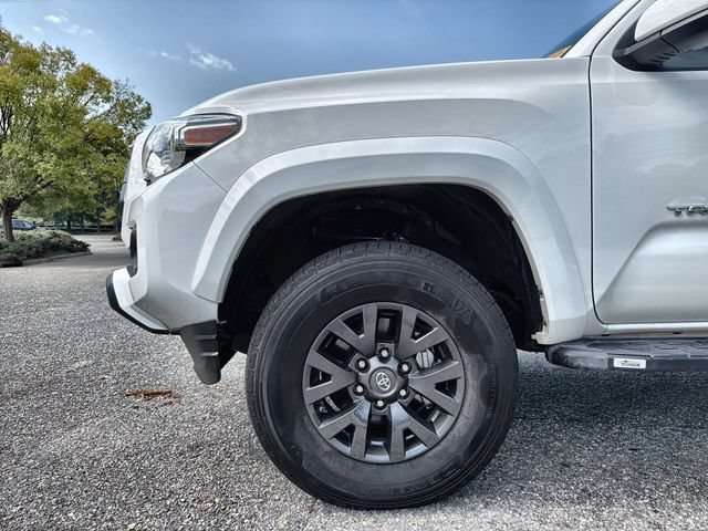 Used 2020 Toyota Tacoma SR5 RWD image 10