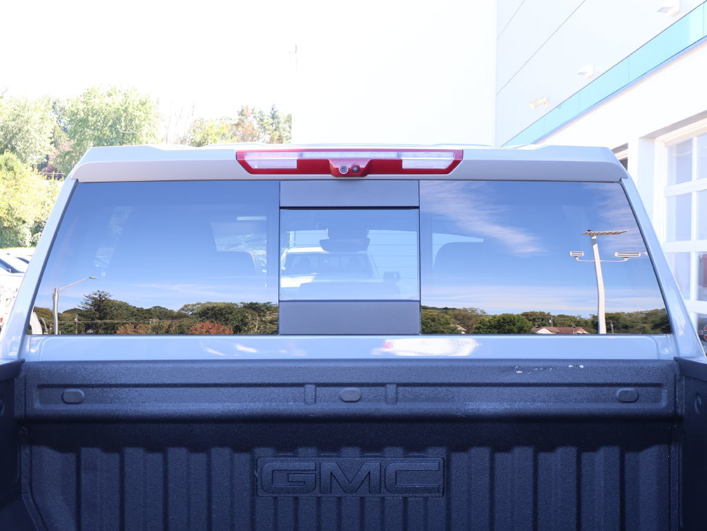 Certified 2025 GMC Sierra 3500 AT4 w/ AT4 Premium Plus Package AWD/4WD image 40