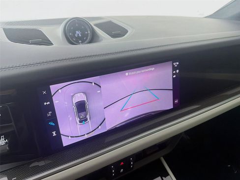 Certified 2025 Porsche Cayenne S image 18