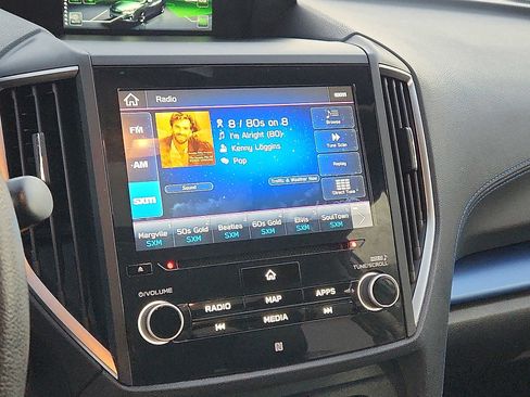 Used 2019 Subaru Crosstrek Hybrid w/ Moonroof Package w/Navigation image 17