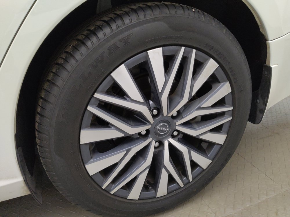 Used 2023 Nissan Altima 2.5 SV w/ SV Premium Package FWD image 31