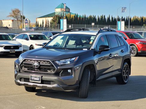 Used 2023 Toyota RAV4 TRD Off-Road image 9
