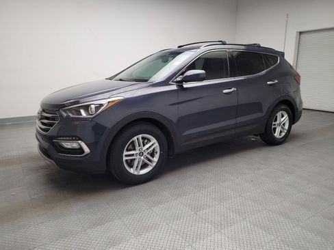 Used 2017 Hyundai Santa Fe Sport image 2