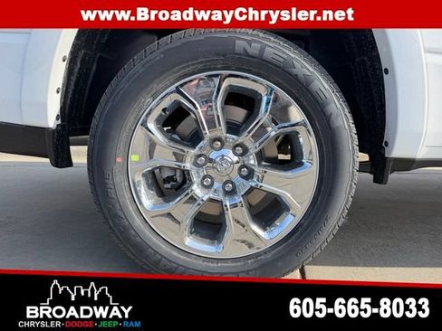 New 2026 RAM 1500 Big Horn AWD/4WD image 9