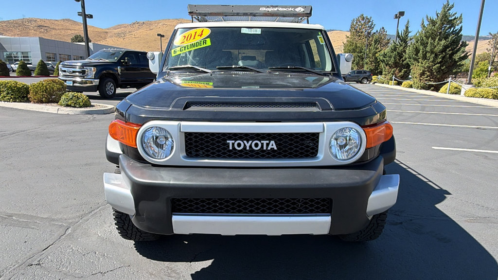 Used 2014 Toyota FJ Cruiser 4WD w/ Upgrade Package image 8