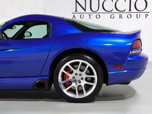 Used 2006 Dodge Viper SRT-10 RWD image 28