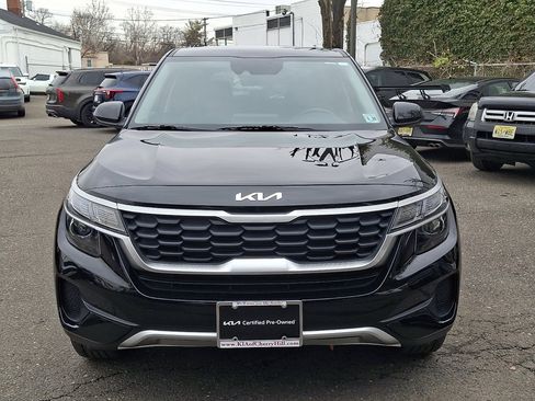 Used 2023 Kia Seltos LX image 10