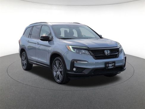 Used 2022 Honda Pilot Sport image 3