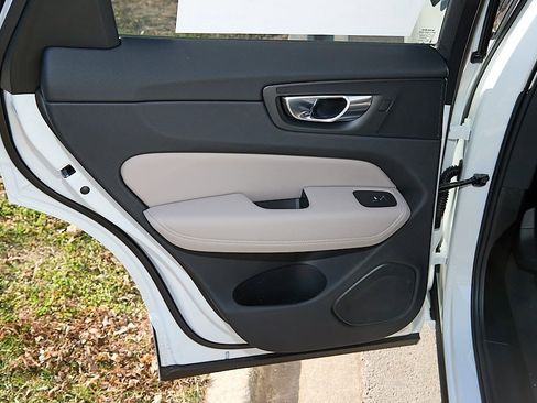 New 2026 Volvo XC60 B5 Plus w/ Protection Package Premier image 16