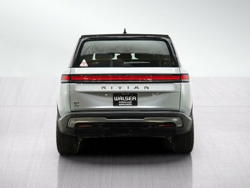 Used 2024 Rivian R1S Adventure AWD/4WD image 4
