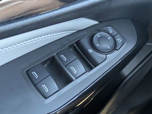 Used 2024 Chevrolet Trax LT FWD image 21