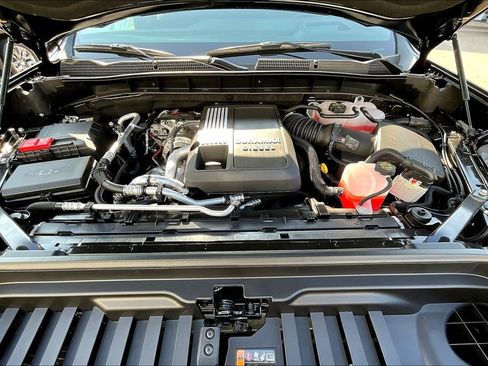 New 2025 GMC Sierra 1500 Denali image 13