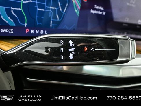 Certified 2025 Cadillac Escalade Sport Platinum w/ LPO, Floor Liner Package image 19