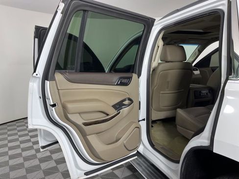 Used 2016 GMC Yukon SLT w/ Premium Edition image 42