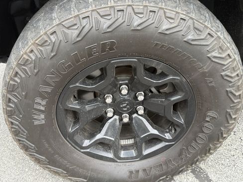 Used 2022 RAM 1500 TRX AWD/4WD image 31