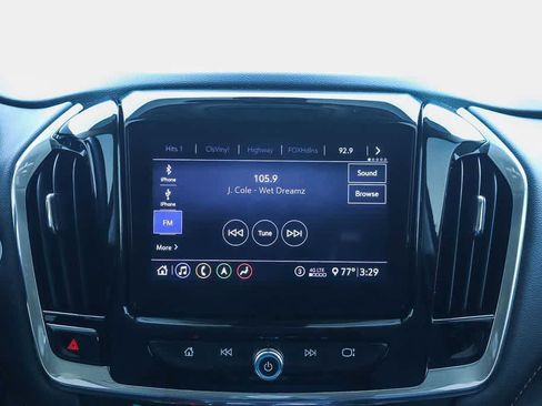 Used 2020 Chevrolet Traverse RS w/ LPO, Floor Liner Package FWD image 13