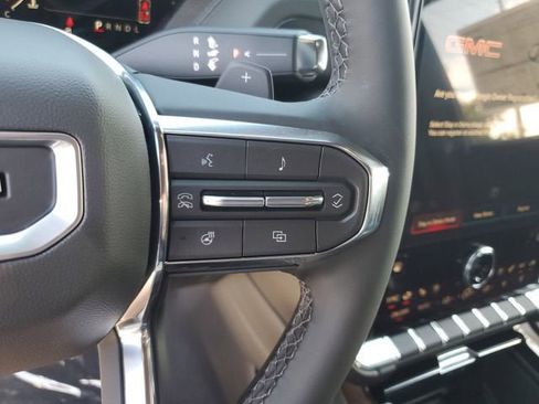 New 2026 GMC Yukon Denali RWD image 27