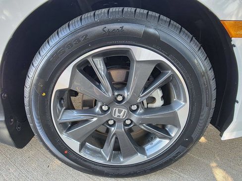 Used 2023 Honda Odyssey Elite image 29