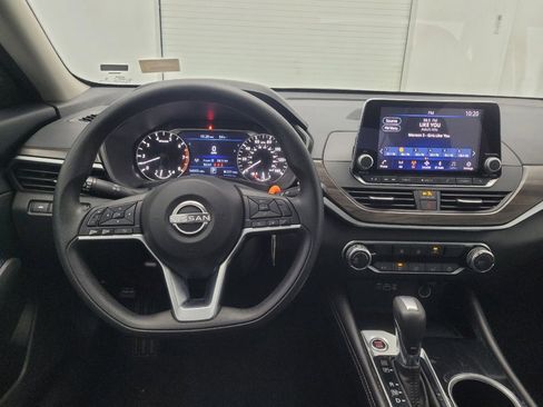 Used 2023 Nissan Altima 2.5 SV image 22