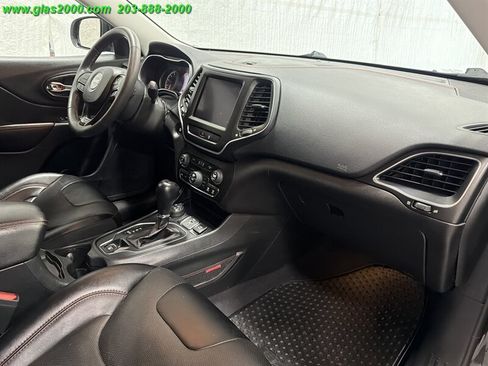Used 2022 Jeep Cherokee Trailhawk w/ Sound & Nav Group AWD/4WD image 5