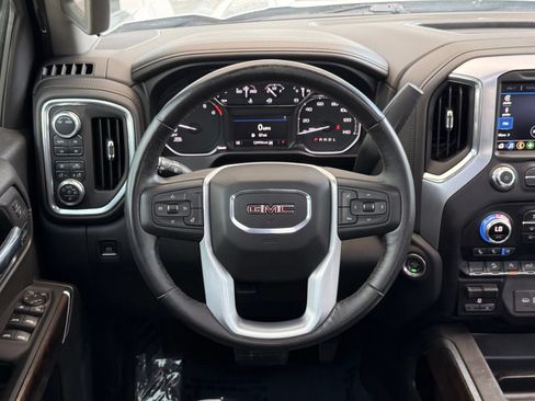 Used 2021 GMC Sierra 1500 SLT w/ SLT Convenience Package AWD/4WD image 33