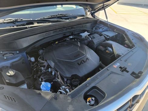 Used 2025 Kia Telluride S AWD/4WD image 38