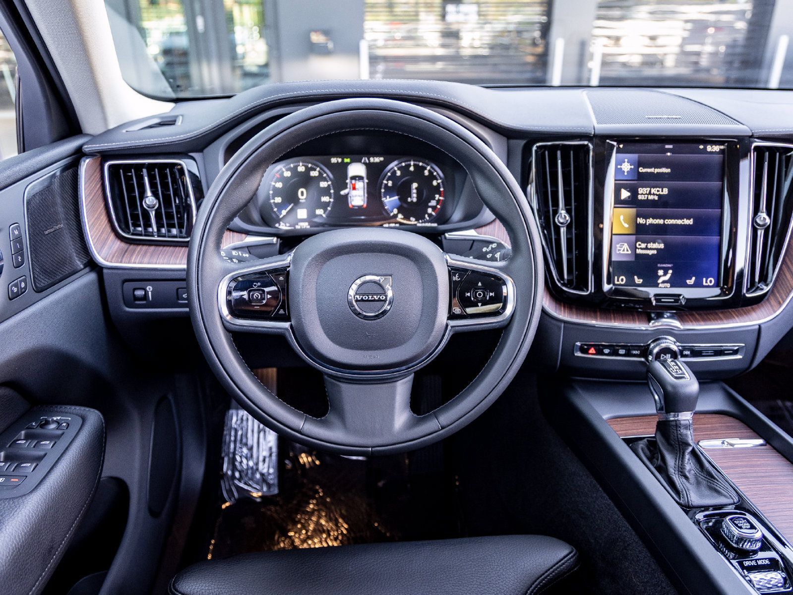Used 2019 Volvo XC60 T5 Inscription AWD/4WD image 23