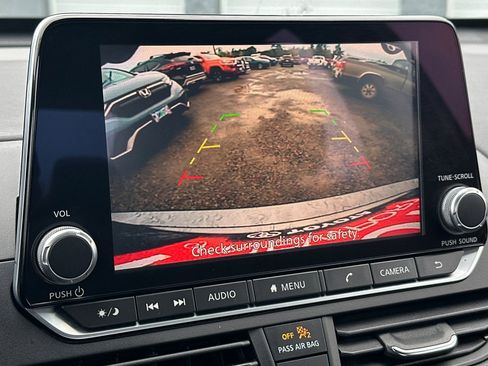 Used 2022 Nissan Altima 2.5 SR image 15