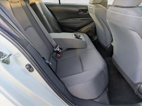 Used 2023 Toyota Corolla LE image 18
