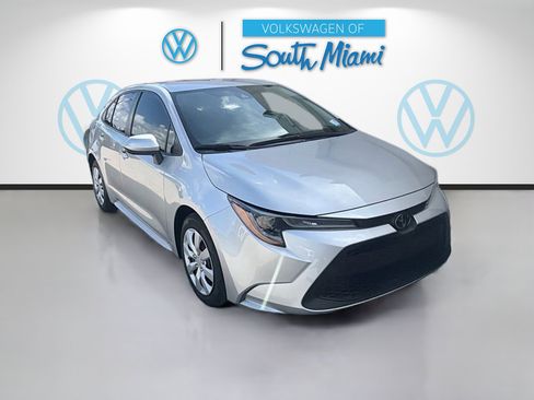 Used 2022 Toyota Corolla LE FWD image 1