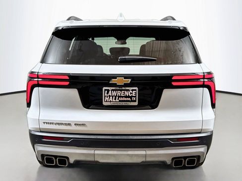 Used 2026 Chevrolet Traverse LT AWD/4WD image 5