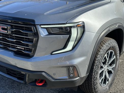 New 2025 GMC Acadia AT4 w/ Super Cruise Package image 10