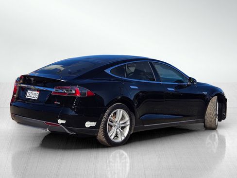 Used 2012 Tesla Model S Signature Performance image 4