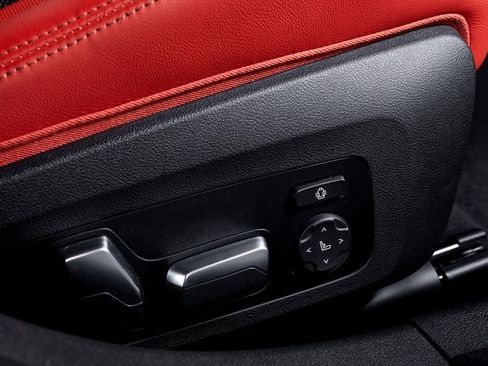 Used 2023 BMW M3 Competition w/ M Carbon Exterior Package image 61