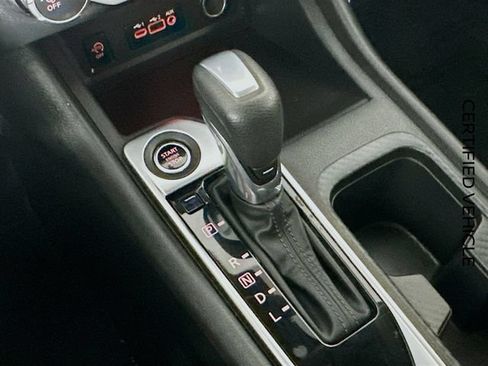 Certified 2025 Nissan Sentra SV FWD image 17