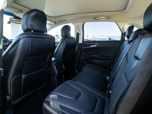 Used 2018 Ford Edge Titanium w/ Equipment Group 302A image 41