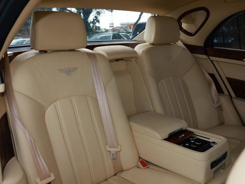 Used 2012 Bentley Mulsanne RWD image 14
