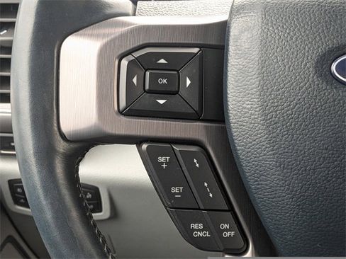 Used 2022 Ford F450 Limited w/ FX4 Off-Road Package image 25