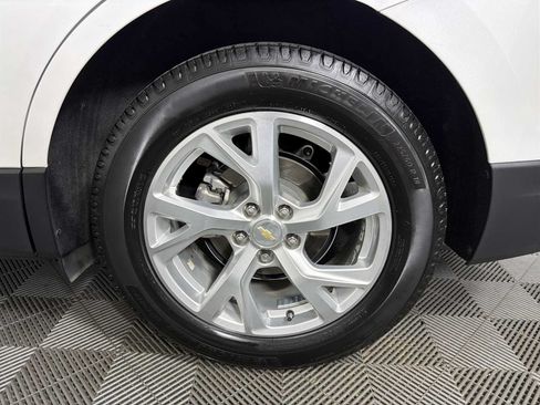 Used 2021 Chevrolet Equinox Premier FWD image 18