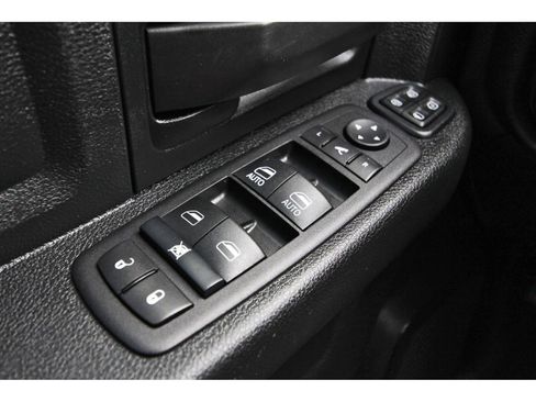 Used 2024 RAM 2500 Tradesman w/ Chrome Appearance Group AWD/4WD image 21