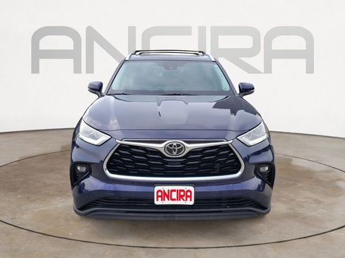 Used 2022 Toyota Highlander Limited image 7