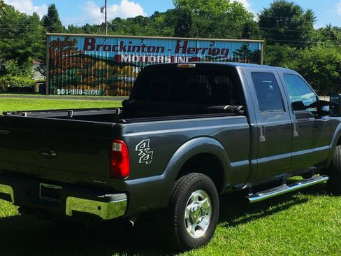 Used 2016 Ford F250 XLT w/ XLT Value Package AWD/4WD image 6